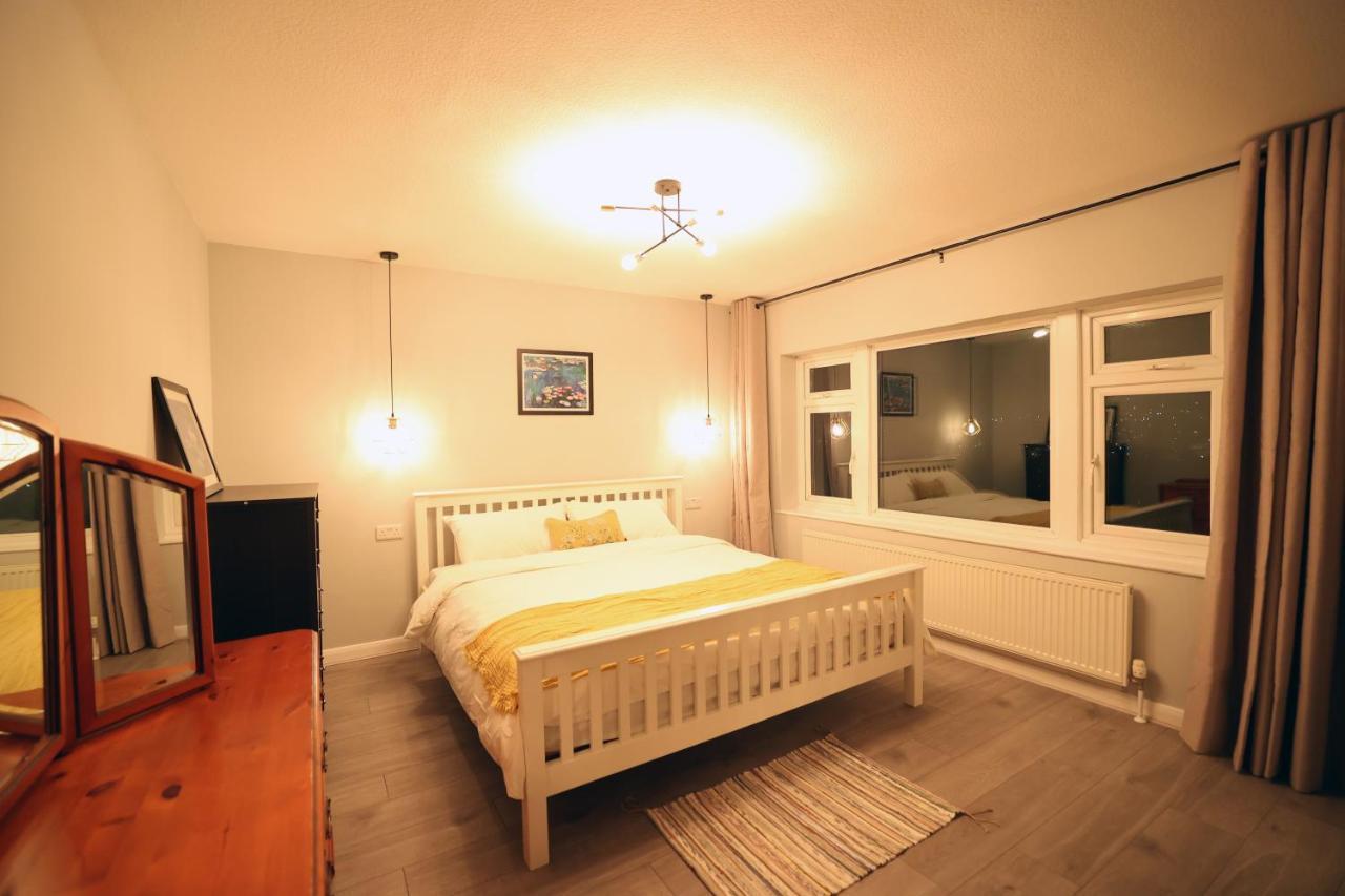 Bath City Skyline Spacious 3 Bed House For Family Екстериор снимка