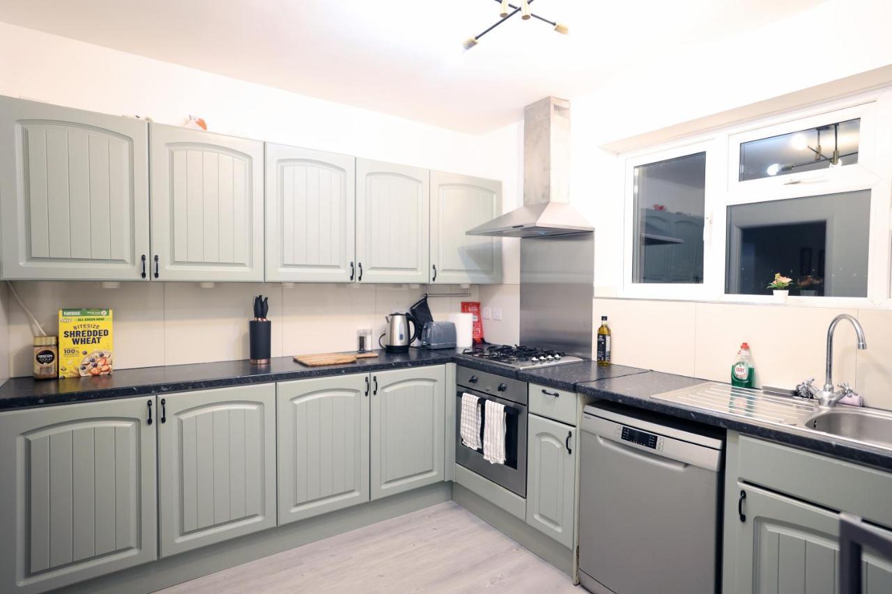 Bath City Skyline Spacious 3 Bed House For Family Екстериор снимка